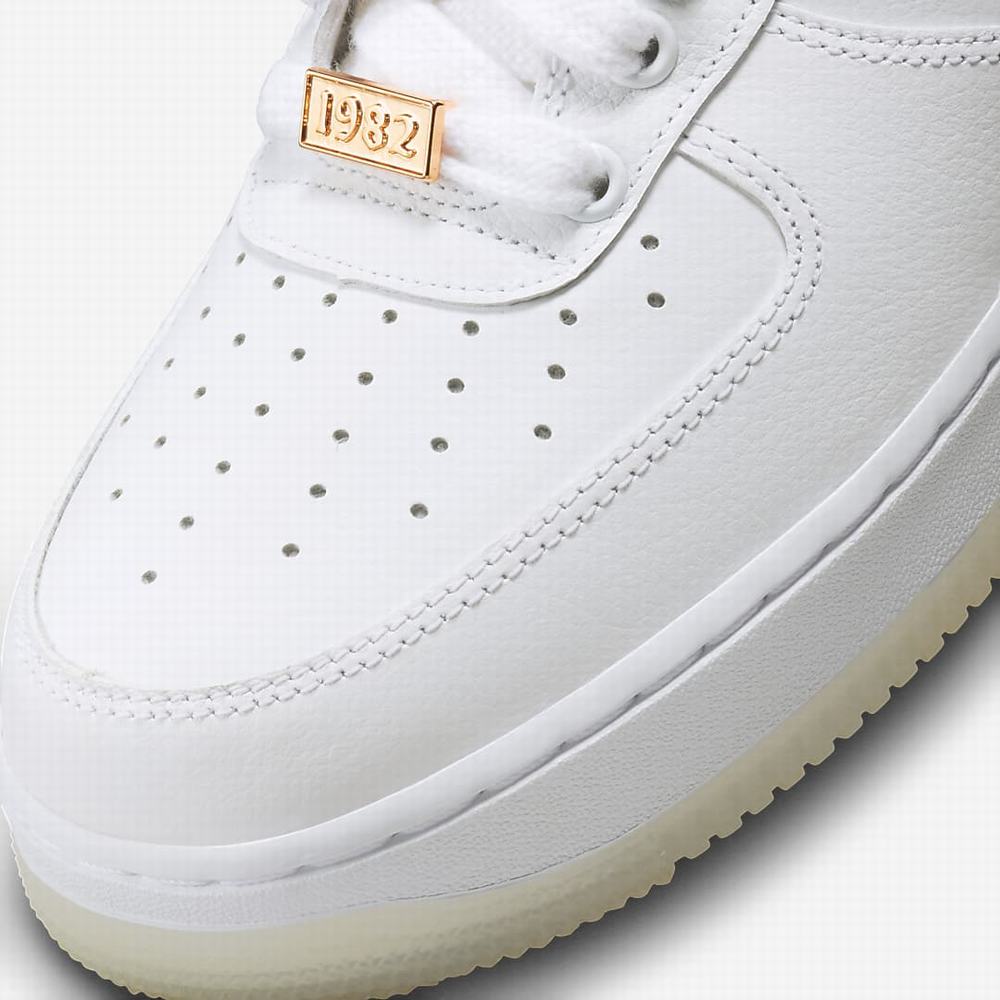 Nike Air Force 1 '07 Premium Férfi Utcai Cipő Fehér Metal Arany Fekete | NI9524-G41