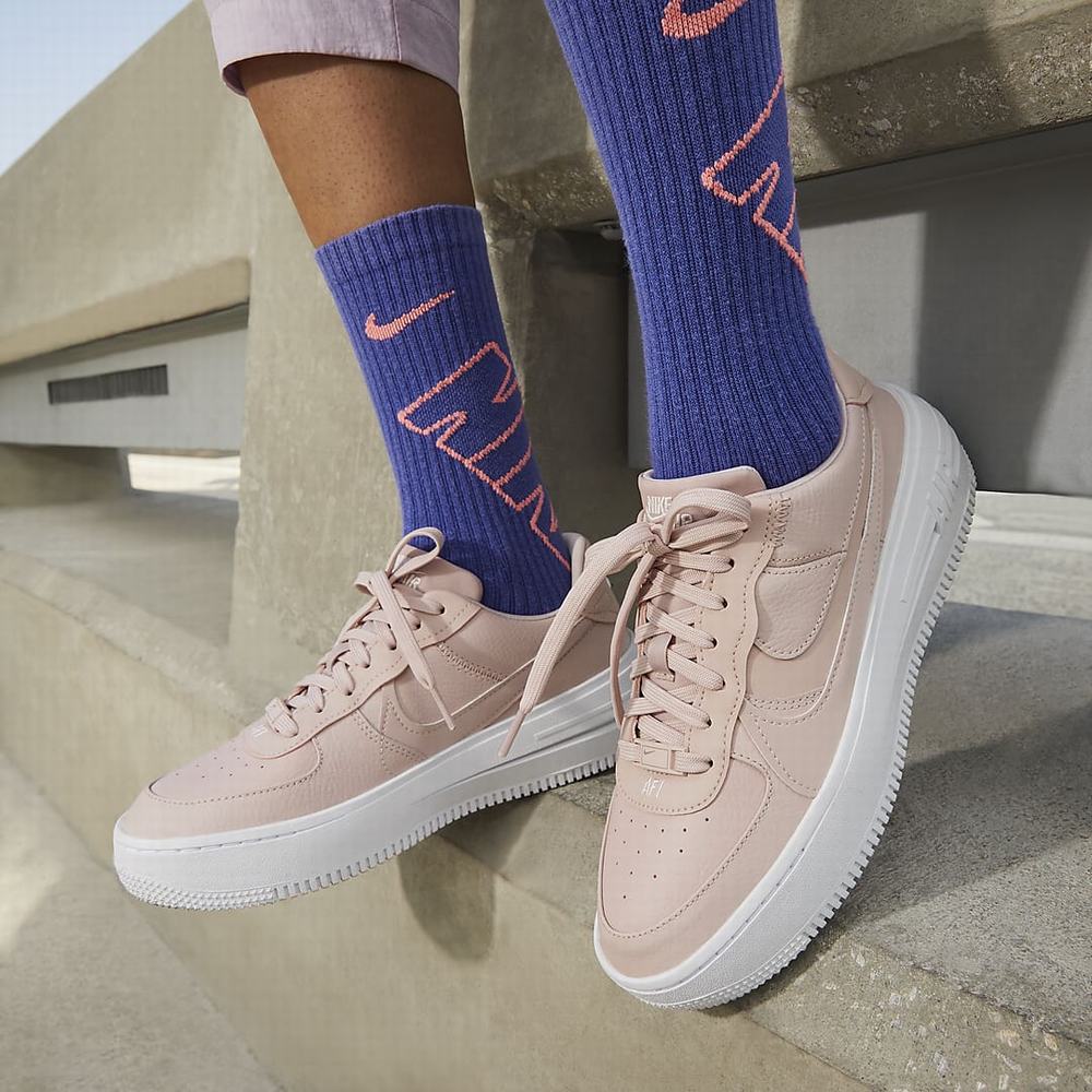 Nike Air Force 1 PLT.AF.ORM Női Utcai Cipő Rózsaszín Fehér Világos Rózsaszín | NI3205-W09