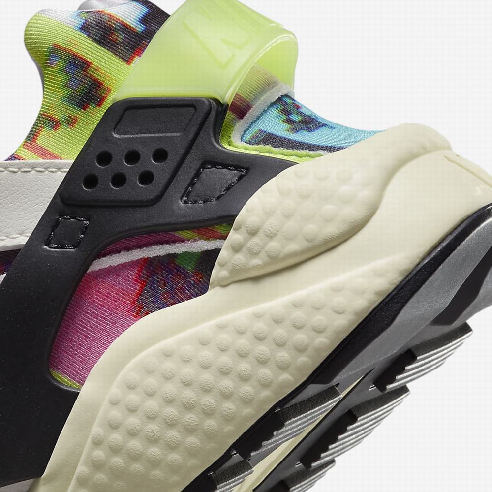 Nike Air Huarache SE Női Utcai Cipő Színes Fehér | NI4825-X54