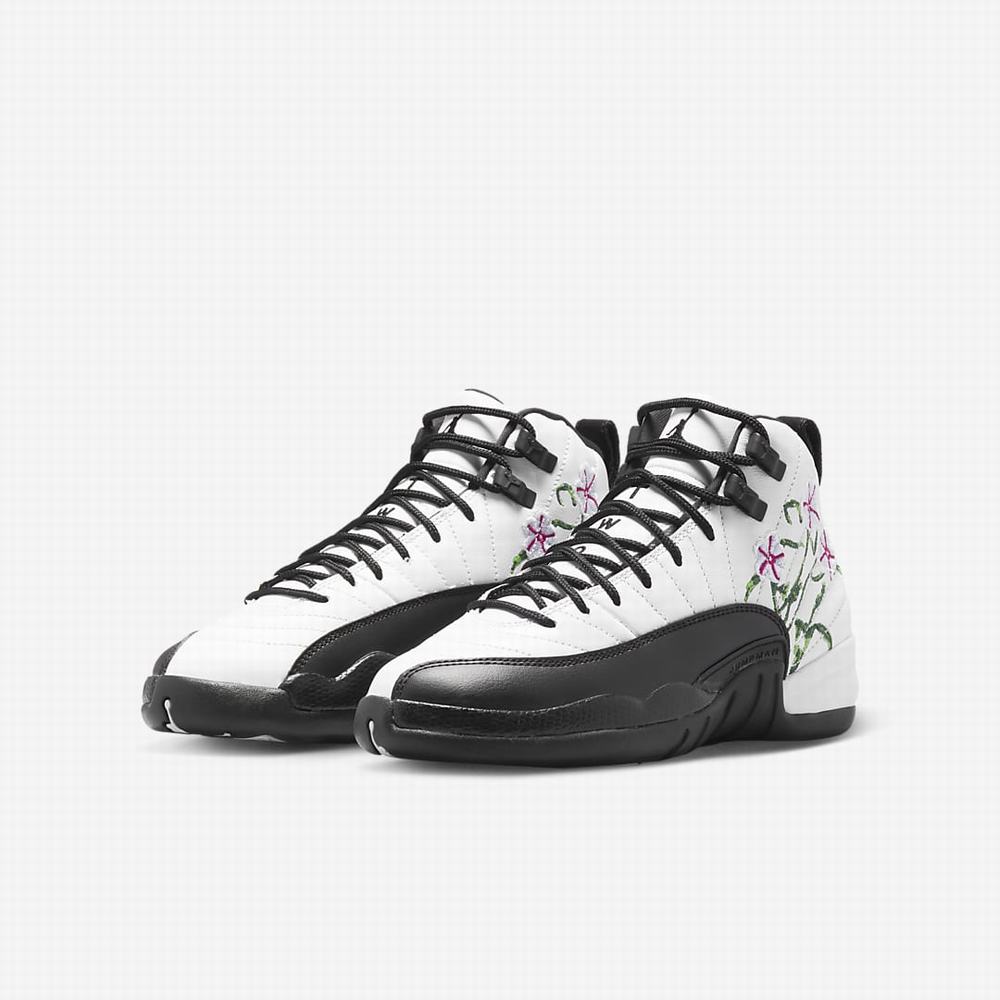 Nike Air Jordan 12 Retro Gyerek Kosárlabda Cipő Fehér Zöld Levendula Fekete | NI7209-Z49