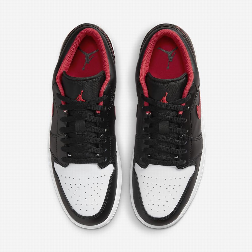 Nike Air Jordan 1 Low Férfi Utcai Cipő Fekete Fehér Piros | NI0832-A07