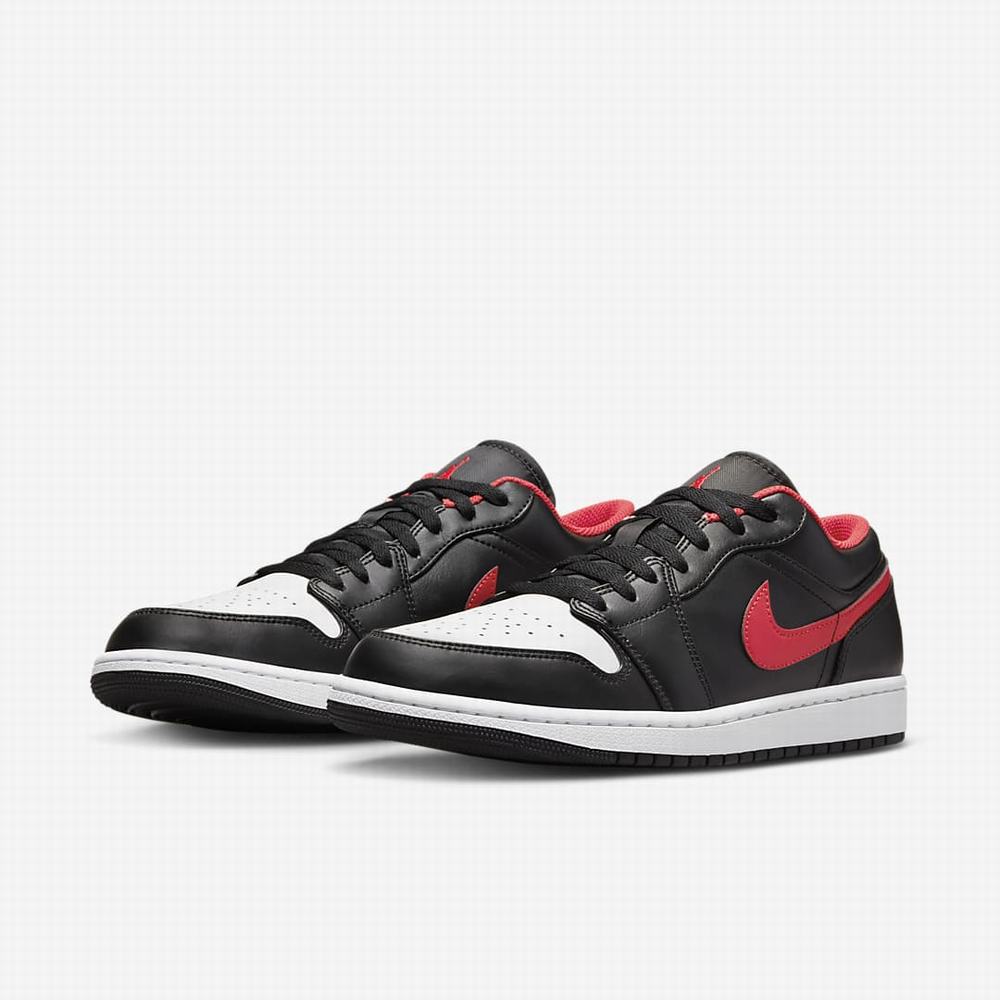 Nike Air Jordan 1 Low Férfi Utcai Cipő Fekete Fehér Piros | NI0832-A07