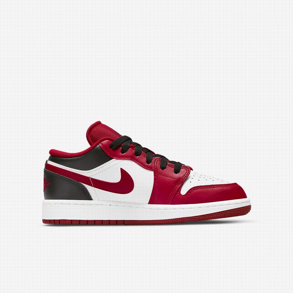 Nike Air Jordan 1 Low Gyerek Utcai Cipő Fehér Fekete Piros | NI3219-N57