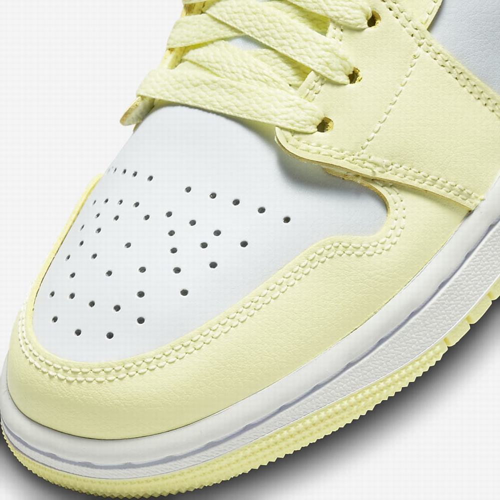Nike Air Jordan 1 Low Női Utcai Cipő Platina Fehér | NI4785-W79