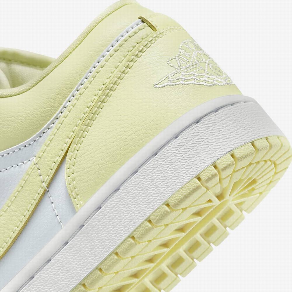 Nike Air Jordan 1 Low Női Utcai Cipő Platina Fehér | NI4785-W79
