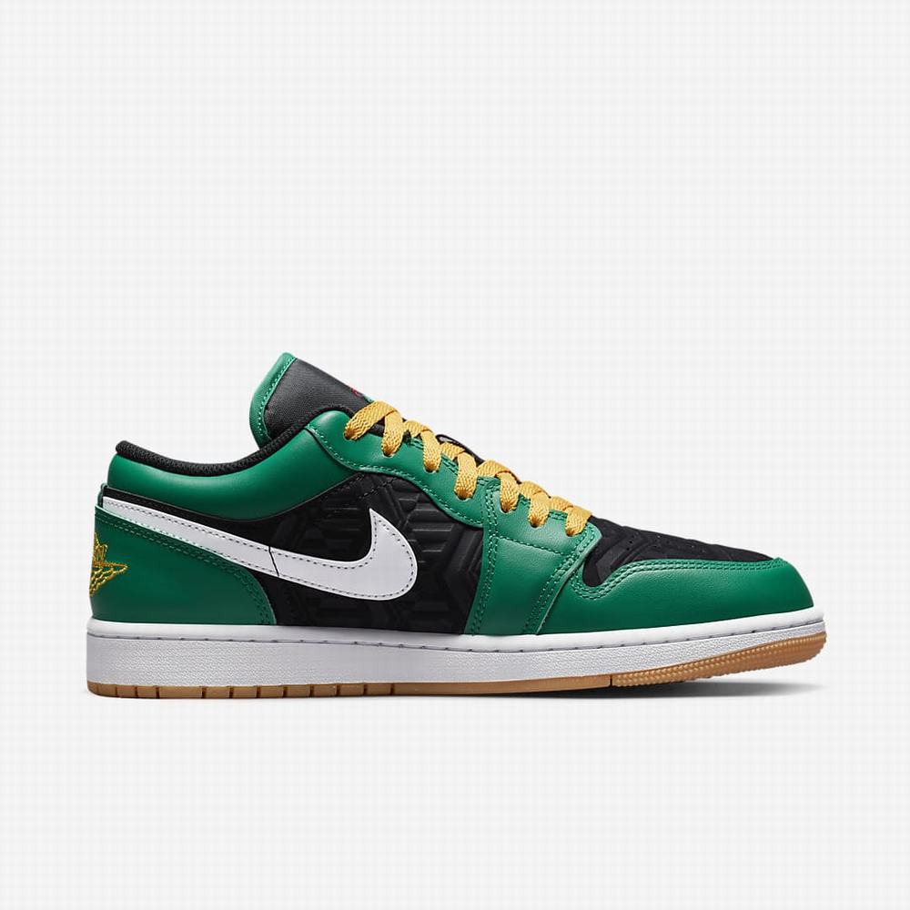 Nike Air Jordan 1 Low SE Férfi Utcai Cipő Zöld Fekete Piros | NI4307-Z28