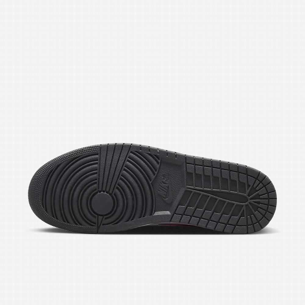 Nike Air Jordan 1 Mid Férfi Jordan Cipő Fekete Fehér Piros | NI5284-T91
