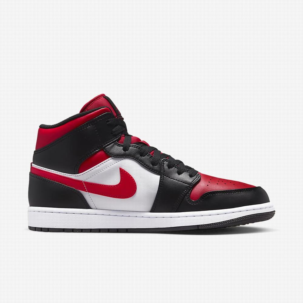 Nike Air Jordan 1 Mid Férfi Jordan Cipő Fekete Fehér Piros | NI5284-T91