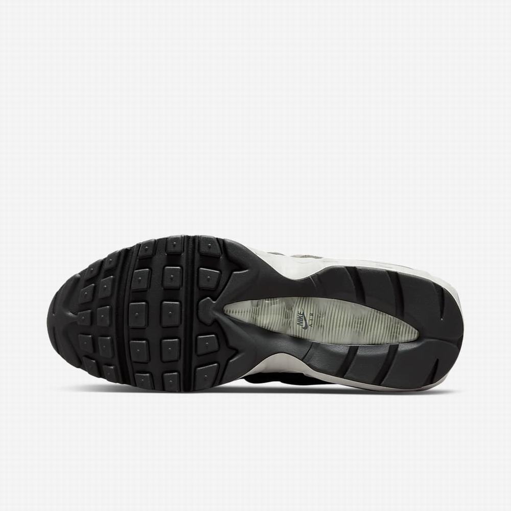 Nike Air Max 95 Női Utcai Cipő Olivazöld | NI4972-W32