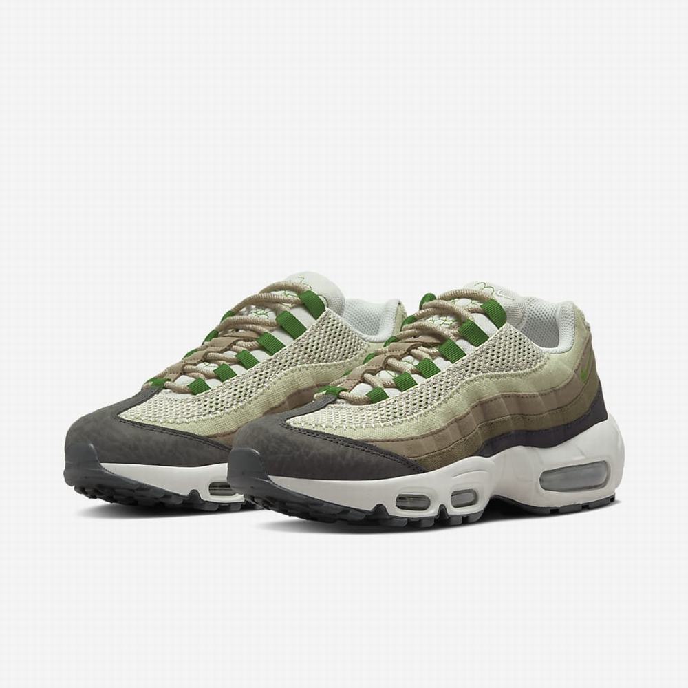 Nike Air Max 95 Női Utcai Cipő Olivazöld | NI4972-W32