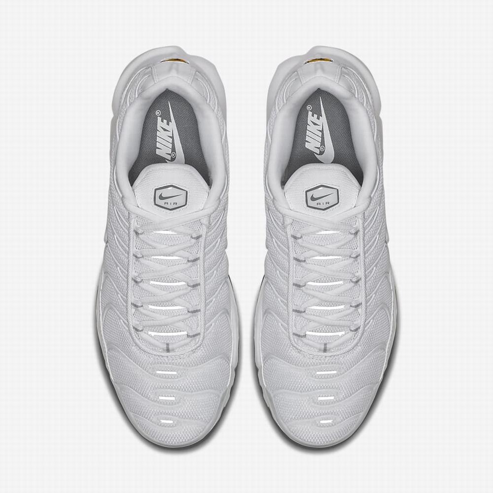 Nike Air Max Plus Férfi Utcai Cipő Fehér Fekete Szürke Fehér | NI4508-Q40
