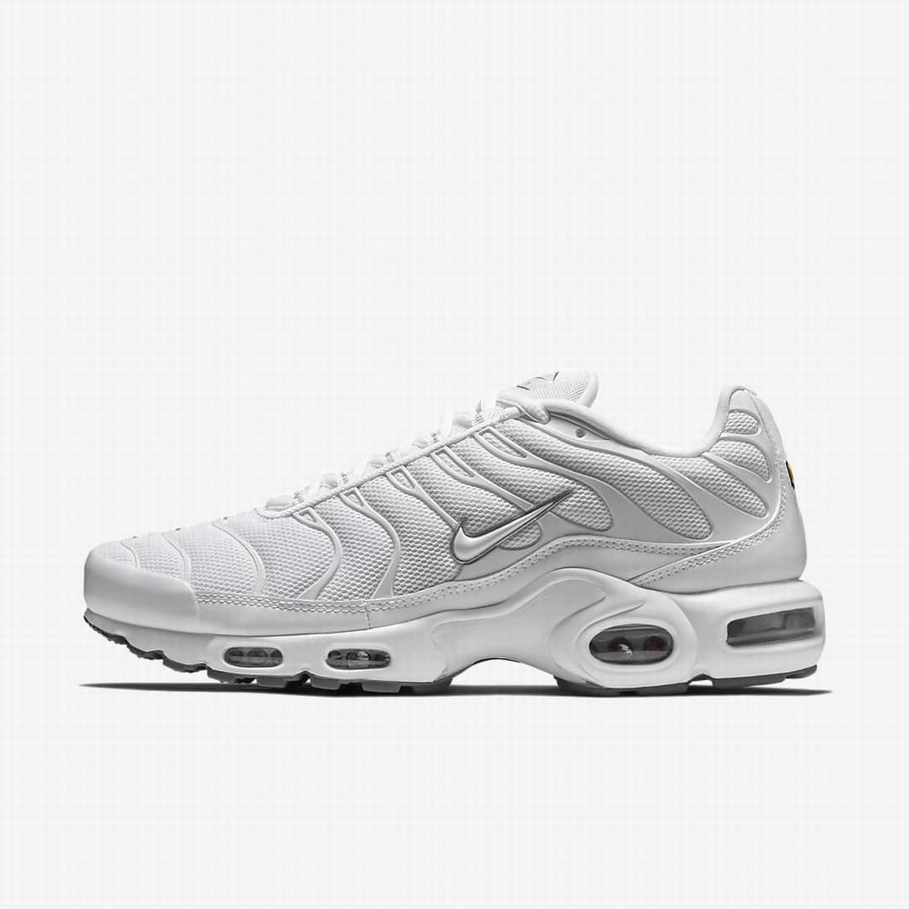 Nike Air Max Plus Férfi Utcai Cipő Fehér Fekete Szürke Fehér | NI4508-Q40