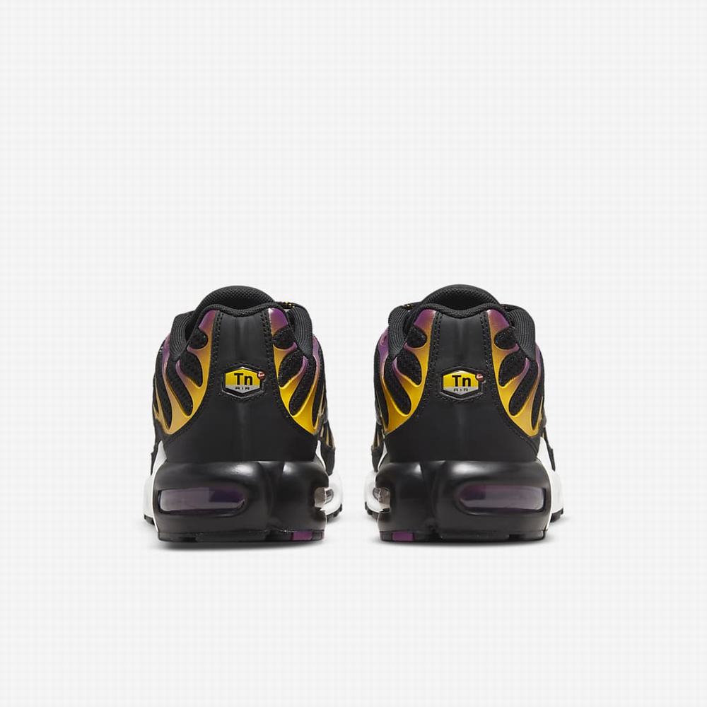 Nike Air Max Plus Férfi Utcai Cipő Fekete Arany Fekete | NI5612-F29