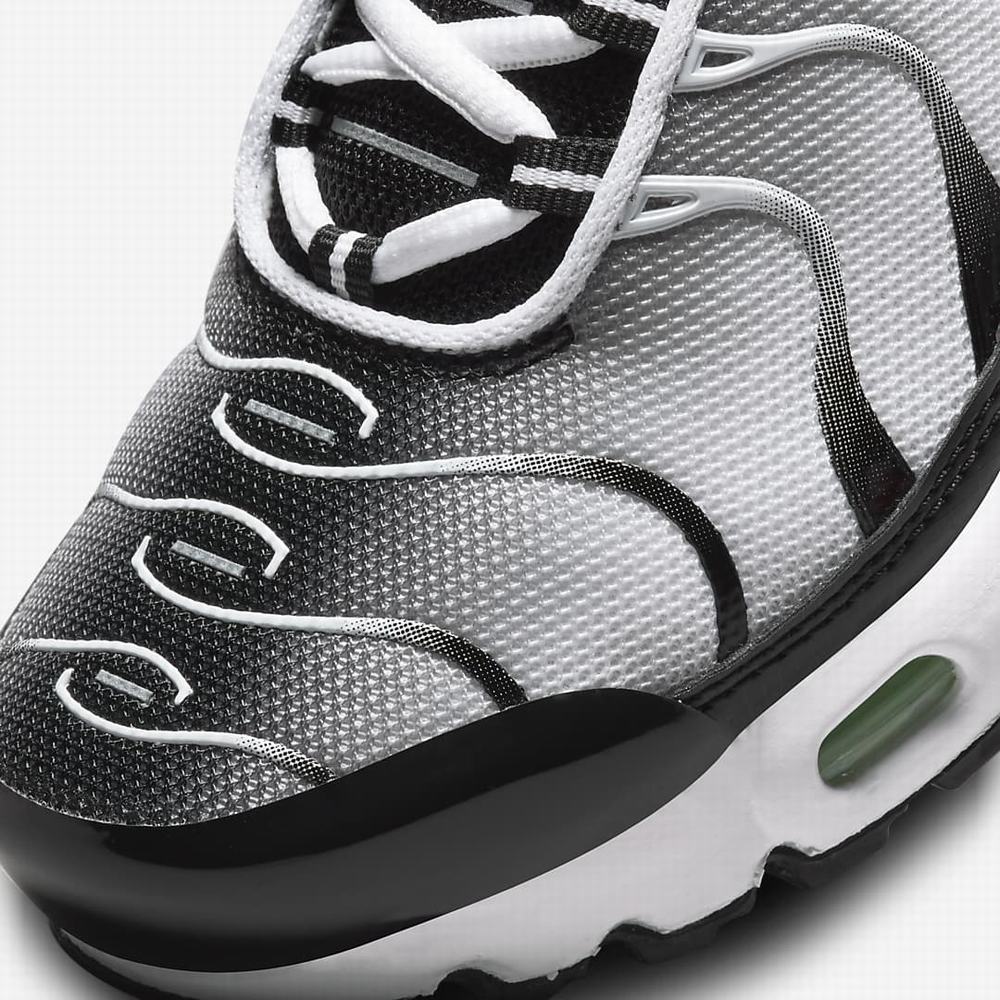 Nike Air Max Plus Gyerek Utcai Cipő Fehér Metal Piros | NI8264-S82