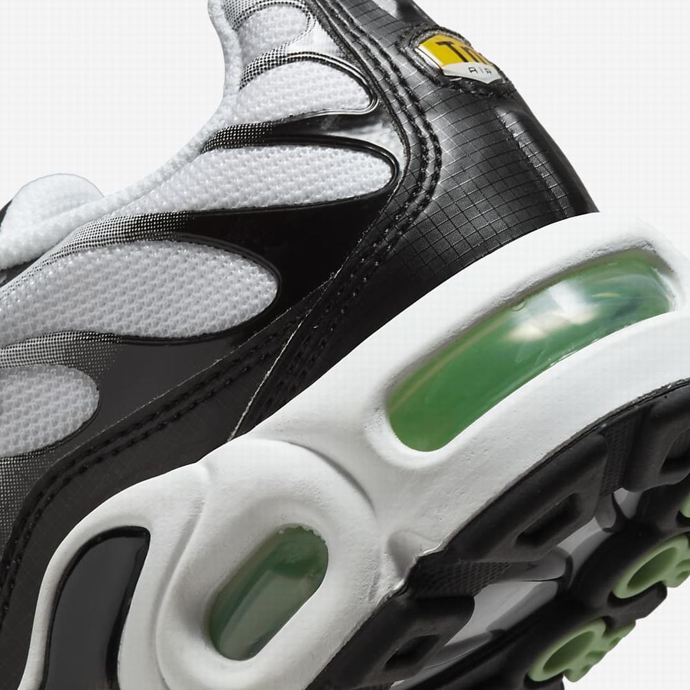 Nike Air Max Plus Gyerek Utcai Cipő Fehér Metal Piros | NI8264-S82