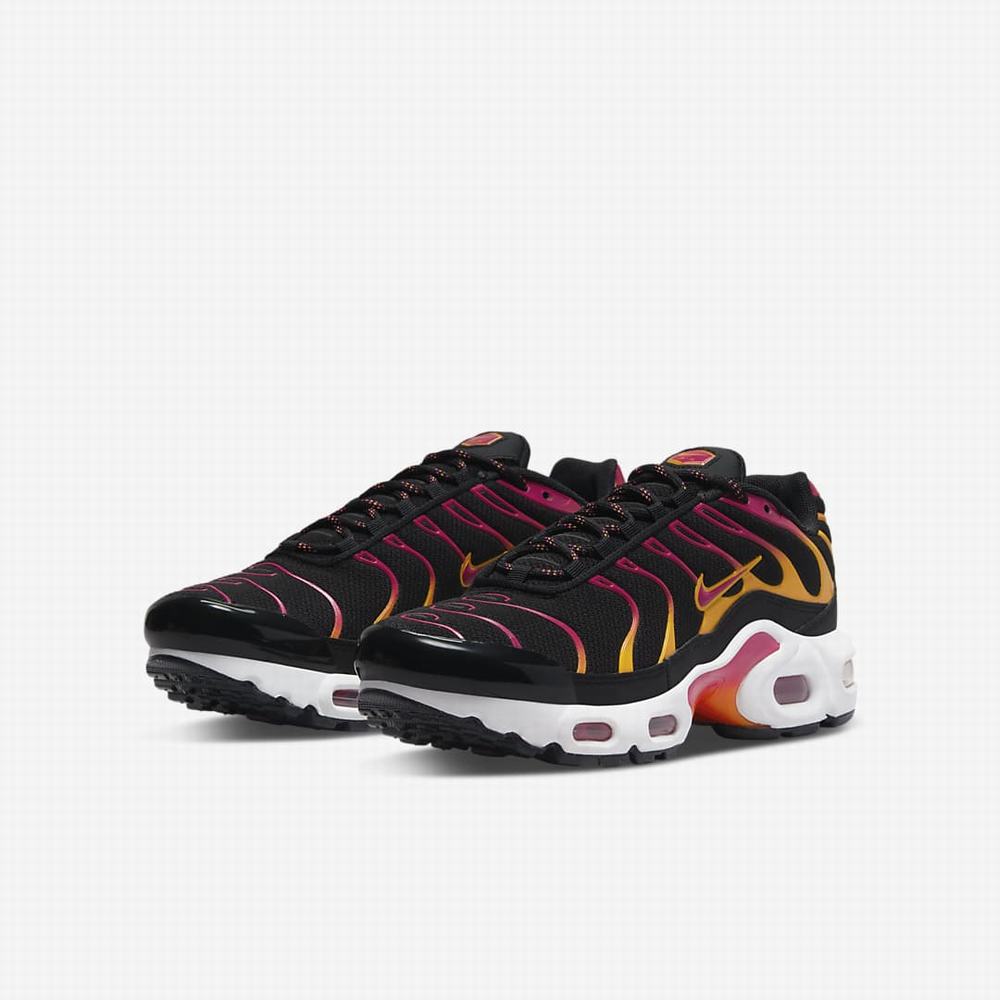 Nike Air Max Plus Gyerek Utcai Cipő Fekete Fehér Rózsaszín | NI3561-N82