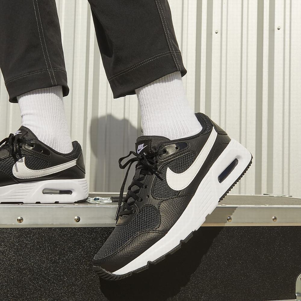 Nike Air Max SC Női Utcai Cipő Fekete Fehér | NI7541-K06