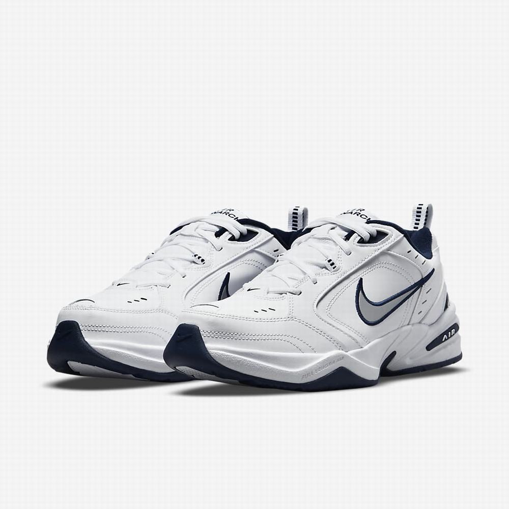 Nike Air Monarch IV (Extra Wide) Férfi Edzőcipő Fehér Sötétkék Fehér Metal Titán | NI2564-K78