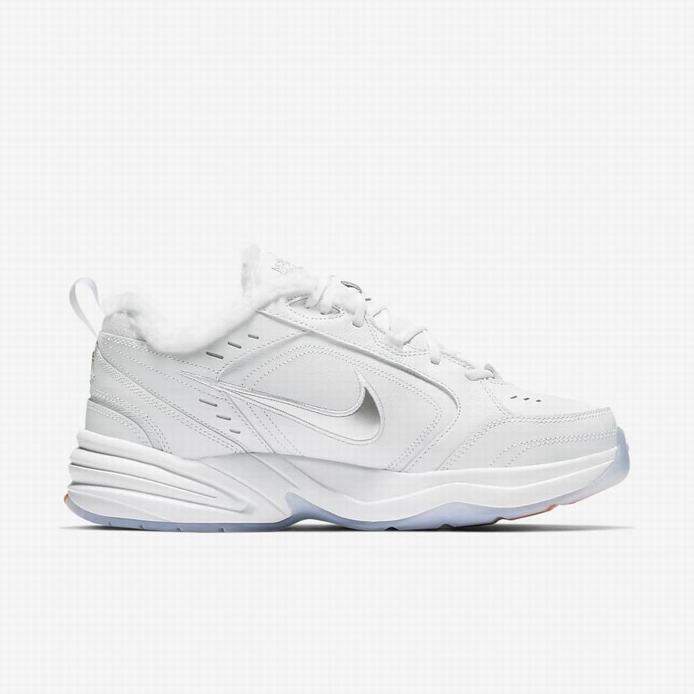 Nike Air Monarch IV Premium Férfi Edzőcipő Fehér Narancssárga Metal Titán | NI0263-Z73