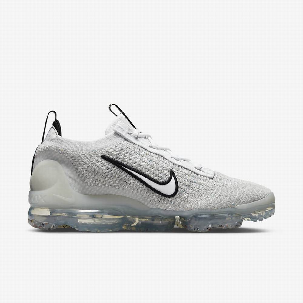 Nike Air VaporMax 2021 FK Férfi Utcai Cipő Fehér Fekete Metal Titán Fehér | NI8615-U79