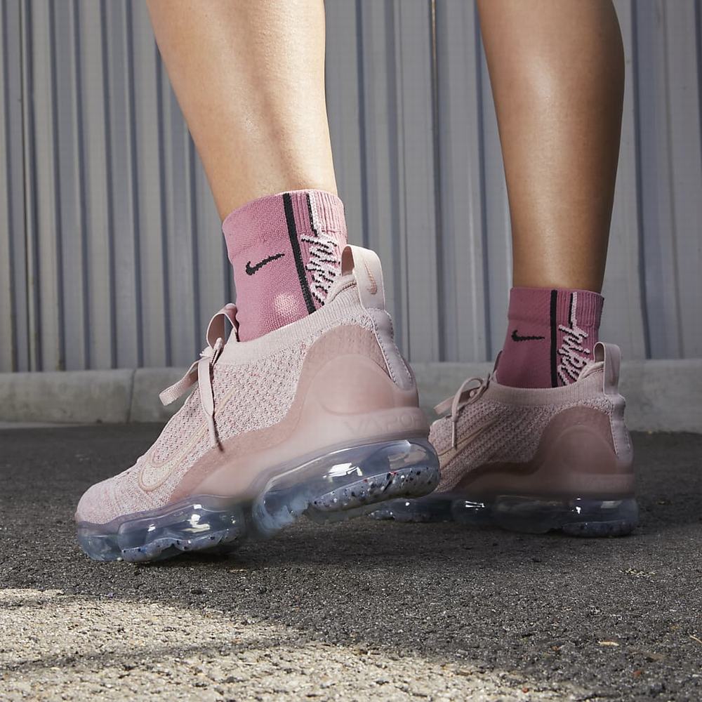 Nike Air VaporMax 2021 Flyknit Női Utcai Cipő Rózsaszín Rózsaszín Metal Titán Rózsaszín | NI0647-E07