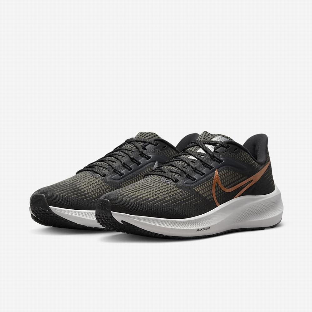 Nike Air Zoom Pegasus 39 Női Futócipő Sötétszürke Olivazöld Szürke Metal Titán Metal Réz | NI7241-J78