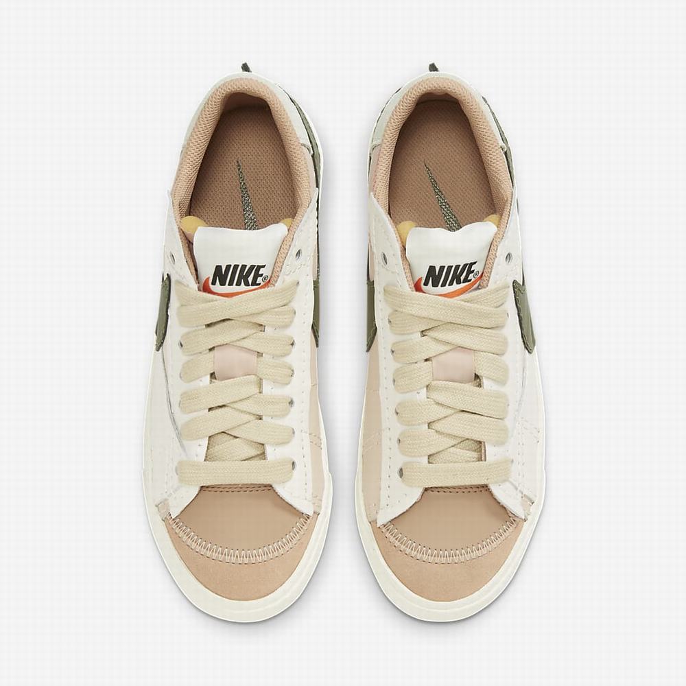 Nike Blazer Low '77 Jumbo Női Utcai Cipő Barna Világos Titán Olivazöld | NI0189-J97