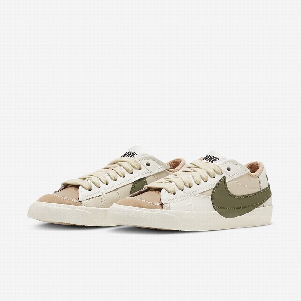 Nike Blazer Low '77 Jumbo Női Utcai Cipő Barna Világos Titán Olivazöld | NI0189-J97