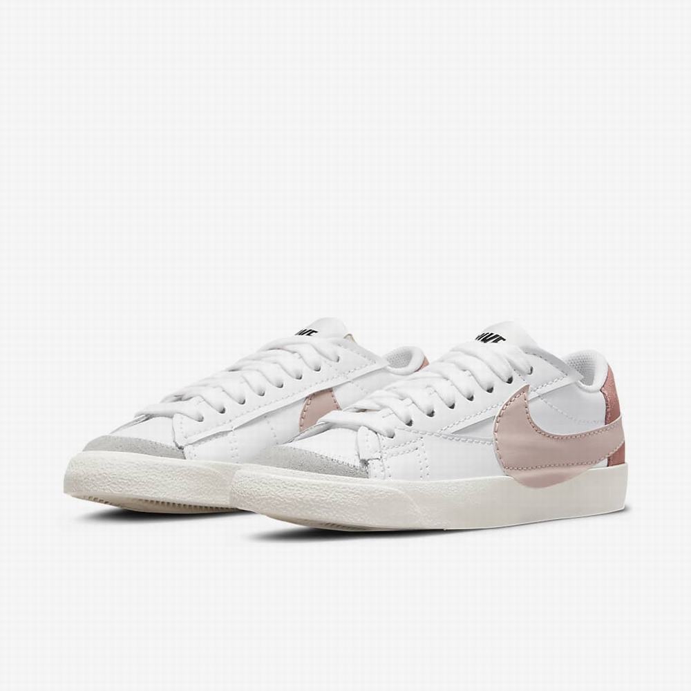 Nike Blazer Low '77 Jumbo Női Utcai Cipő Fehér Rózsaszín Fehér Rózsaszín | NI6037-K82