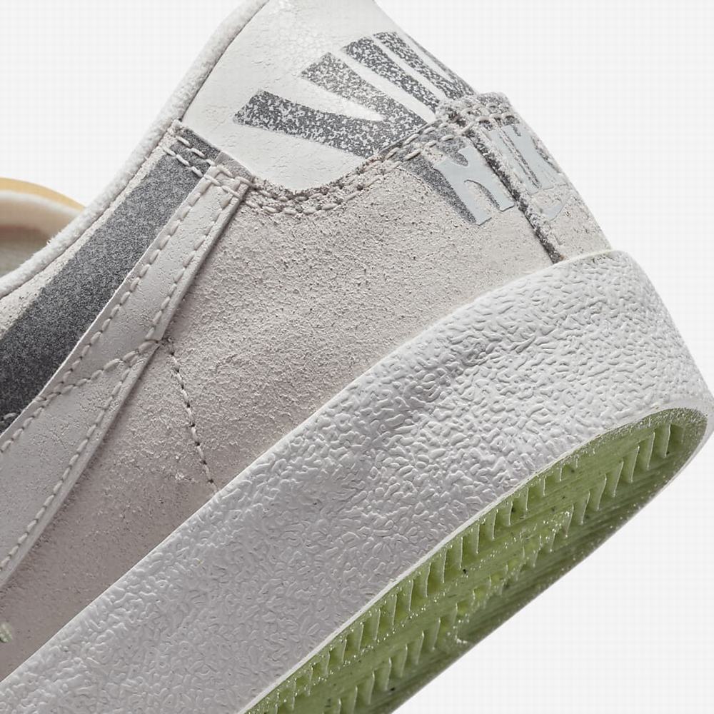 Nike Blazer Low '77 Premium Férfi Utcai Cipő Bézs Zöld Krém Zöld | NI9283-P31