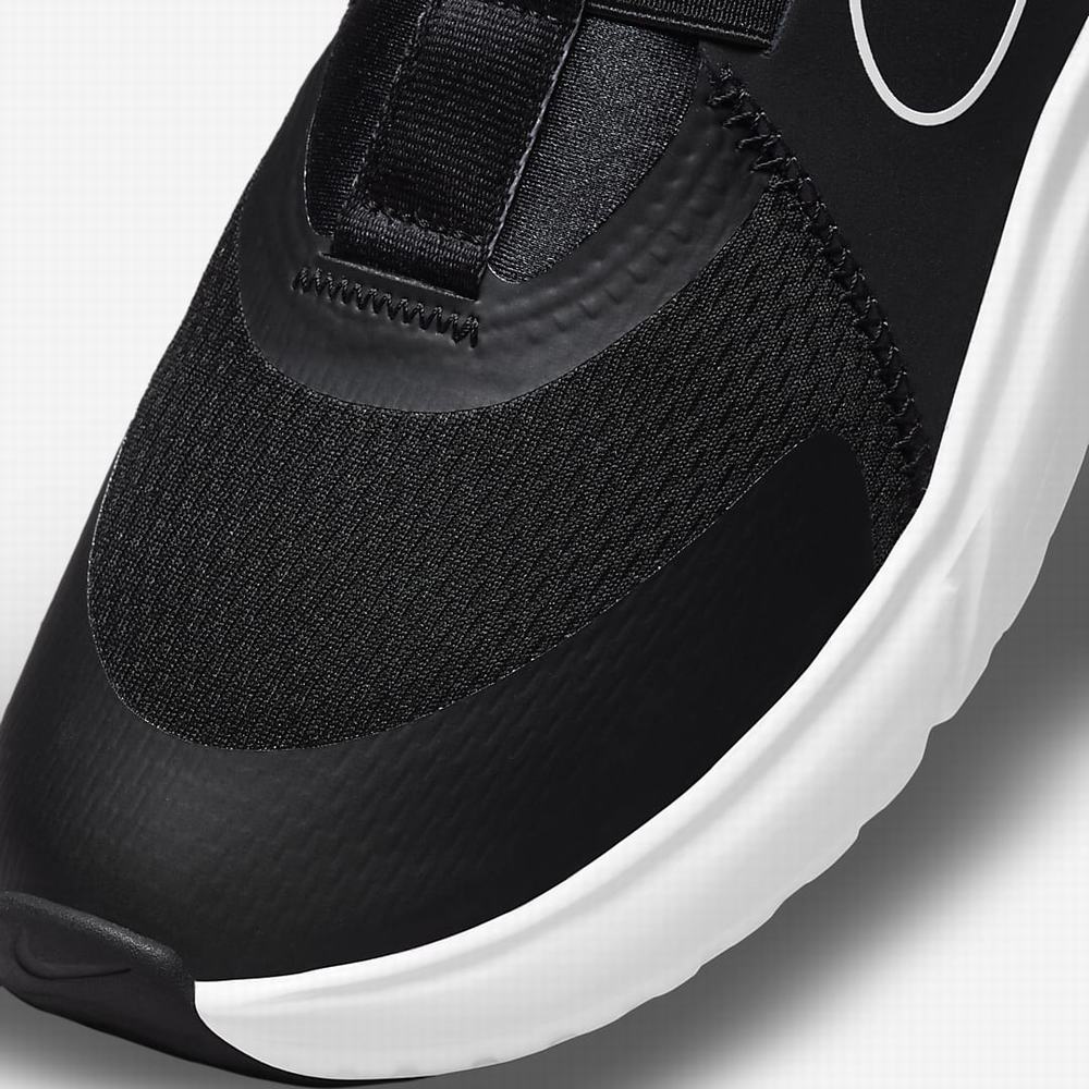 Nike Flex Plus Gyerek Futócipő Fekete Fehér | NI0637-J39