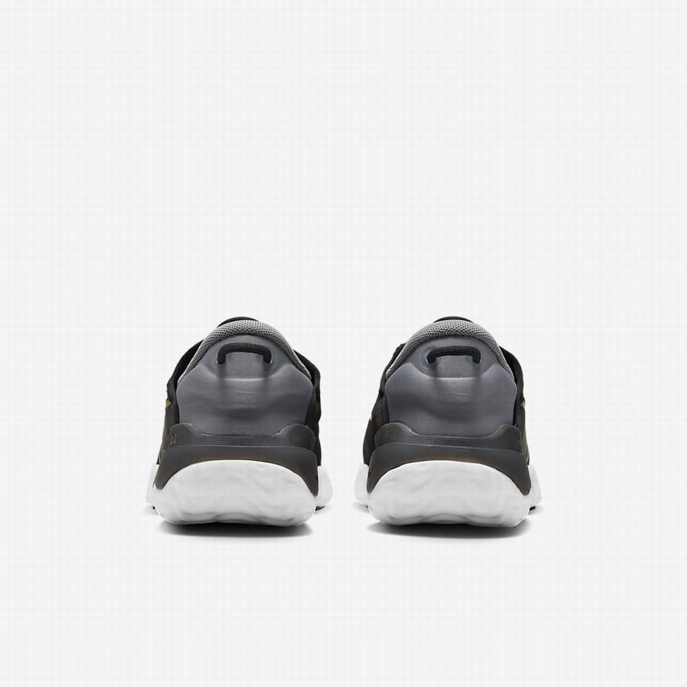 Nike Flow Gyerek Futócipő Fekete Szürke Fehér Metal Arany | NI7964-P58
