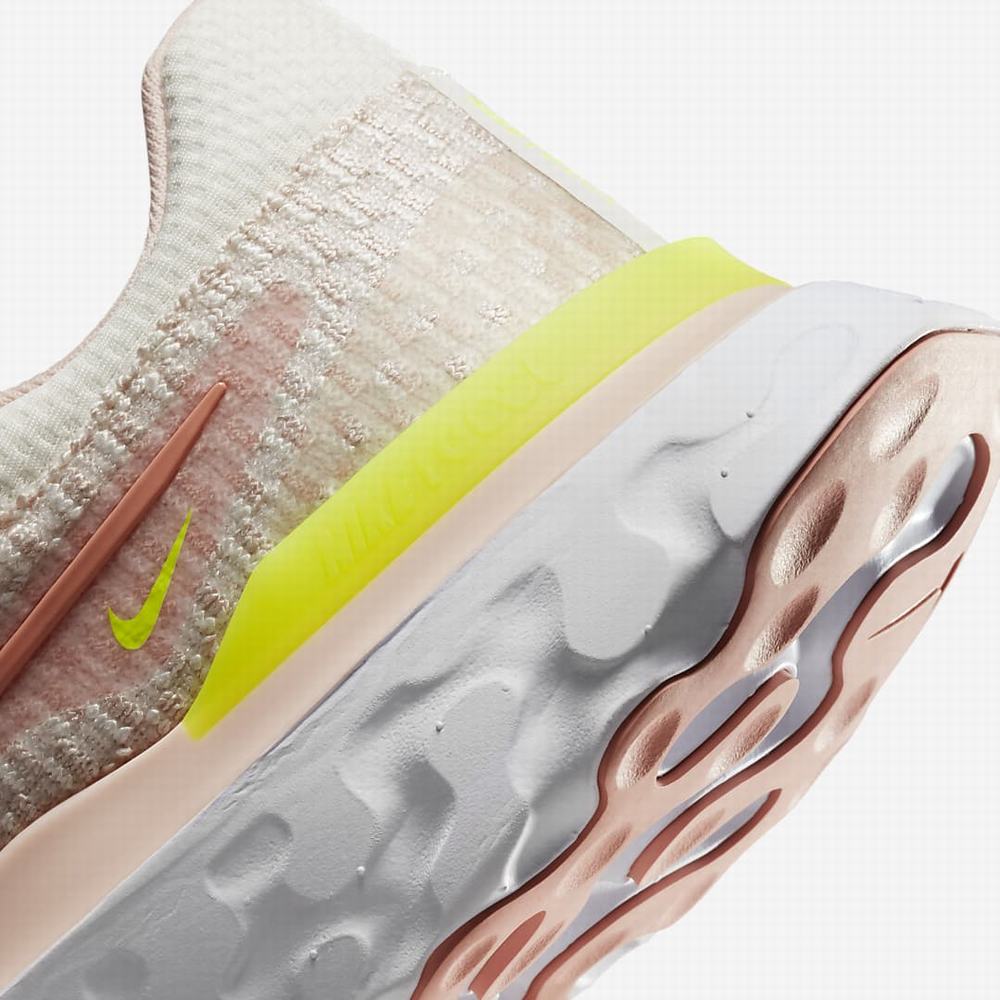 Nike Infinity React 3 Női Futócipő Bézs Rózsaszín | NI2813-G23