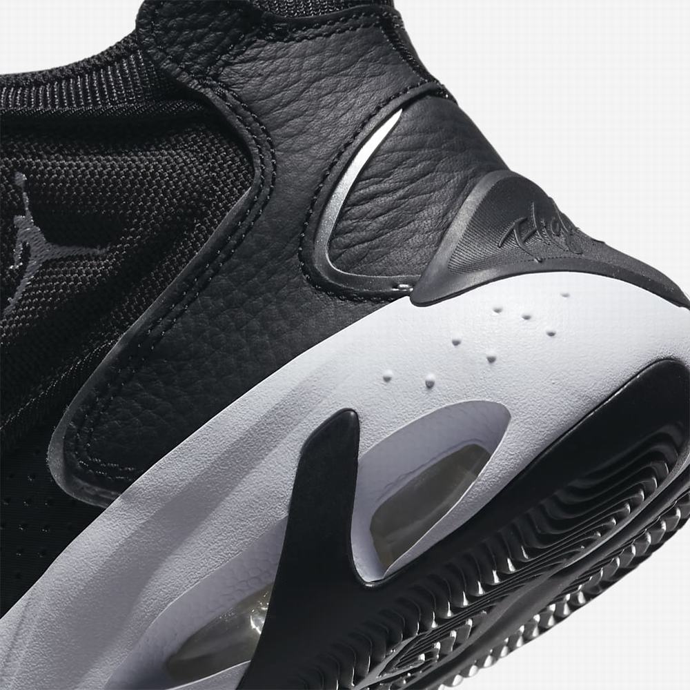 Nike Jordan Max Aura 4 Férfi Jordan Cipő Fekete Fehér Metal Titán | NI9761-D27