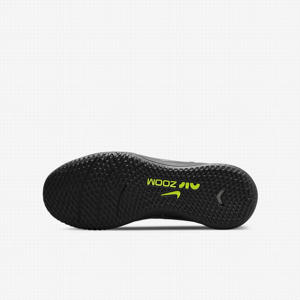 Nike Jr. Zoom Mercurial Vapor 15 Academy IC Gyerek Focicipő Fekete Fehér Sötétszürke | NI6820-A09