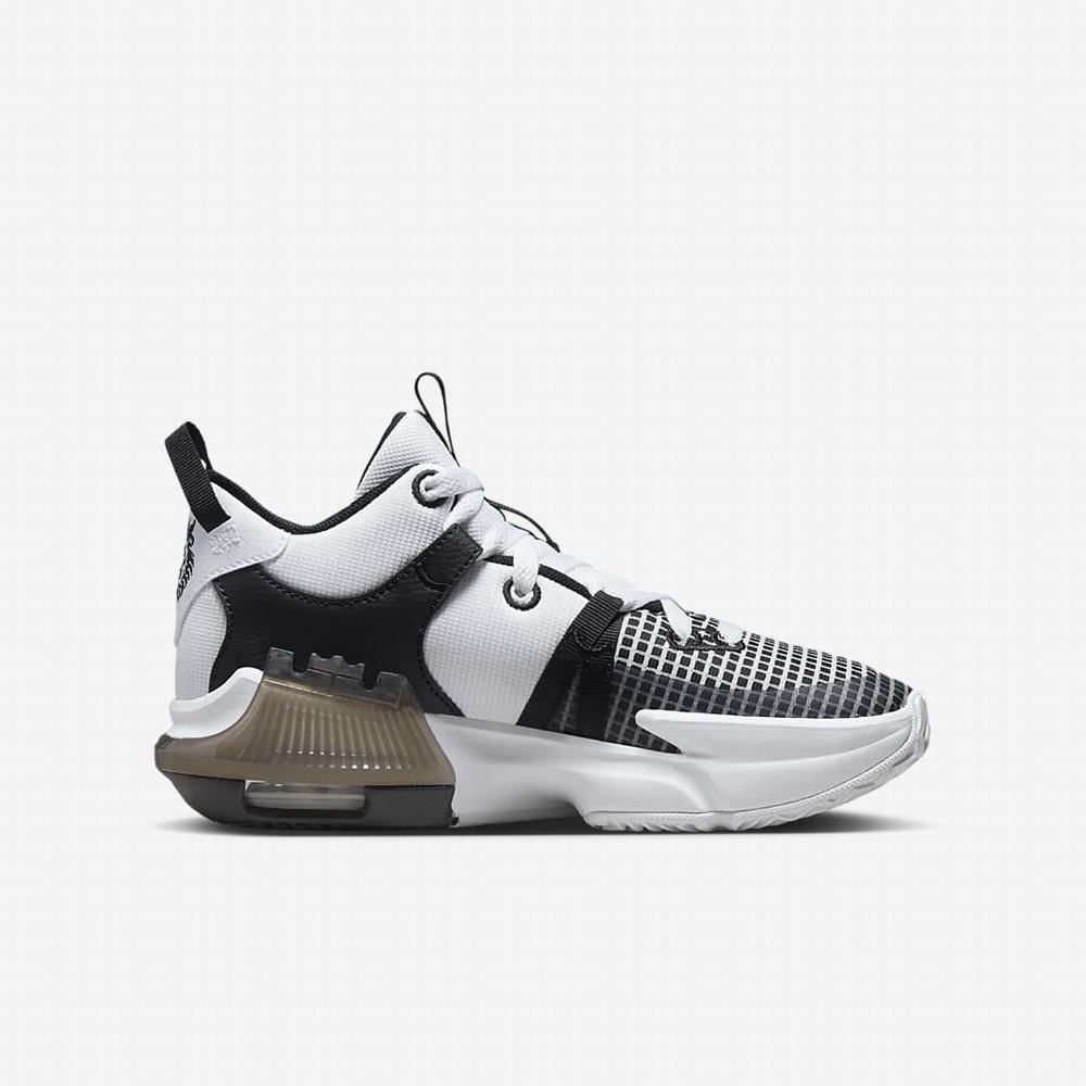 Nike LeBron Witness 7 Gyerek Kosárlabda Cipő Fehér Fekete Metal Titán | NI3827-H53