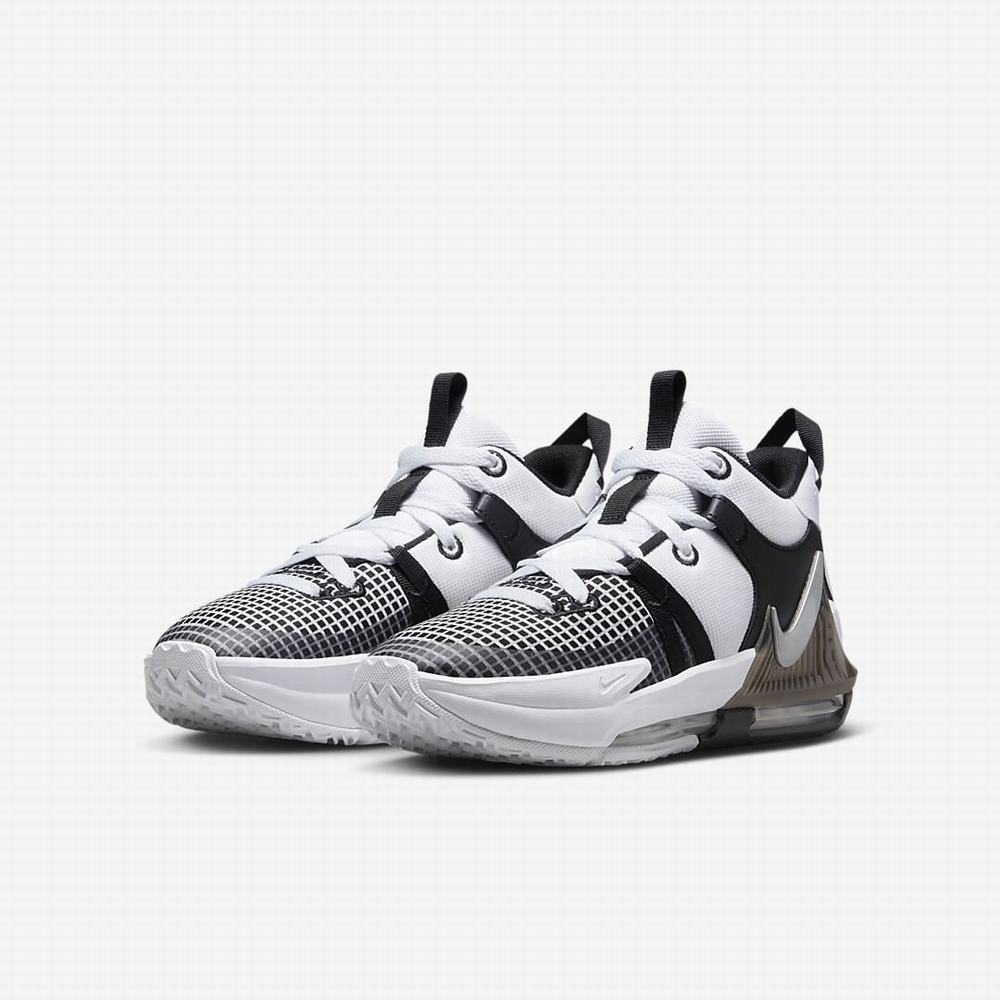Nike LeBron Witness 7 Gyerek Kosárlabda Cipő Fehér Fekete Metal Titán | NI3827-H53