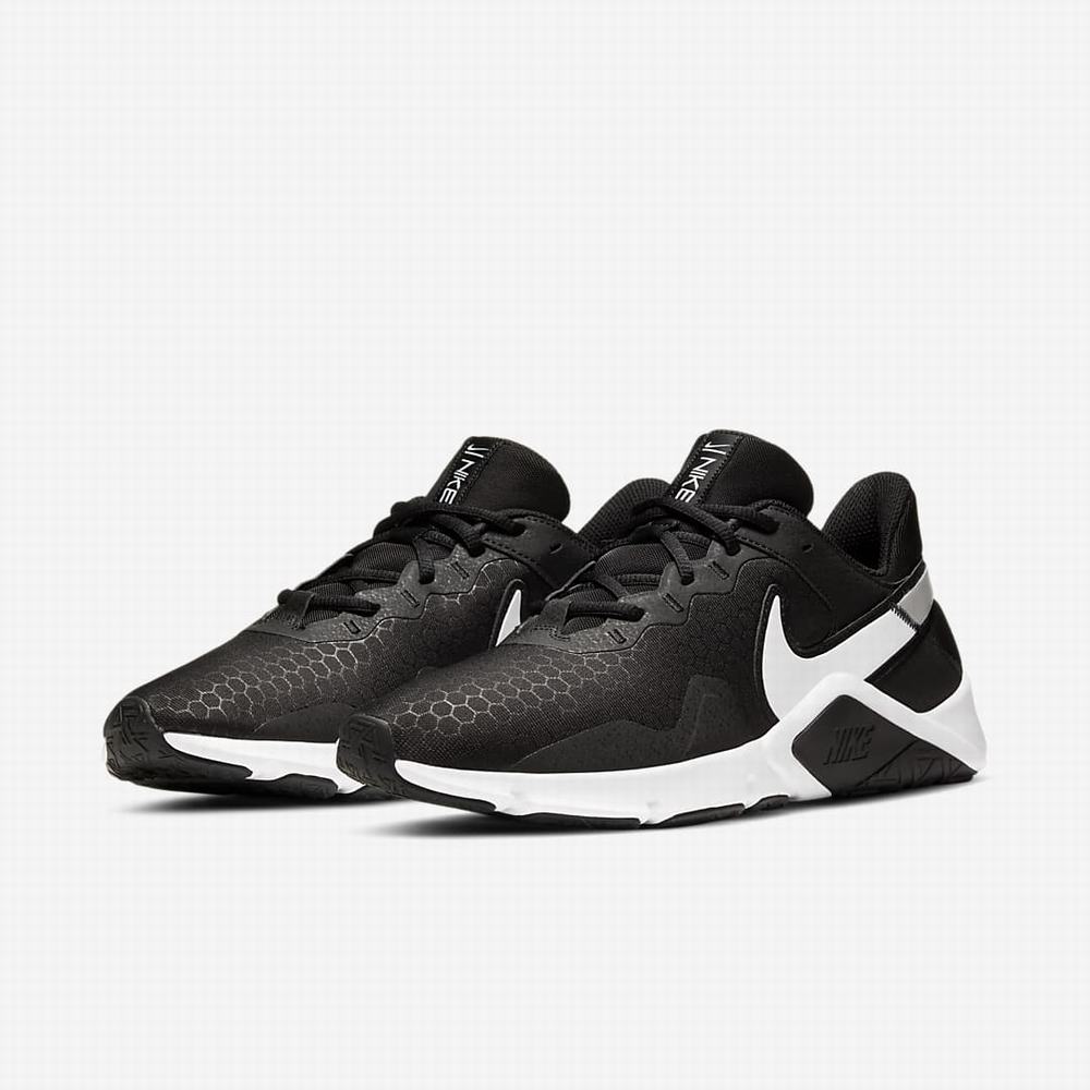 Nike Legend Essential 2 Férfi Edzőcipő Fekete Metal Titán Fehér | NI5762-F57