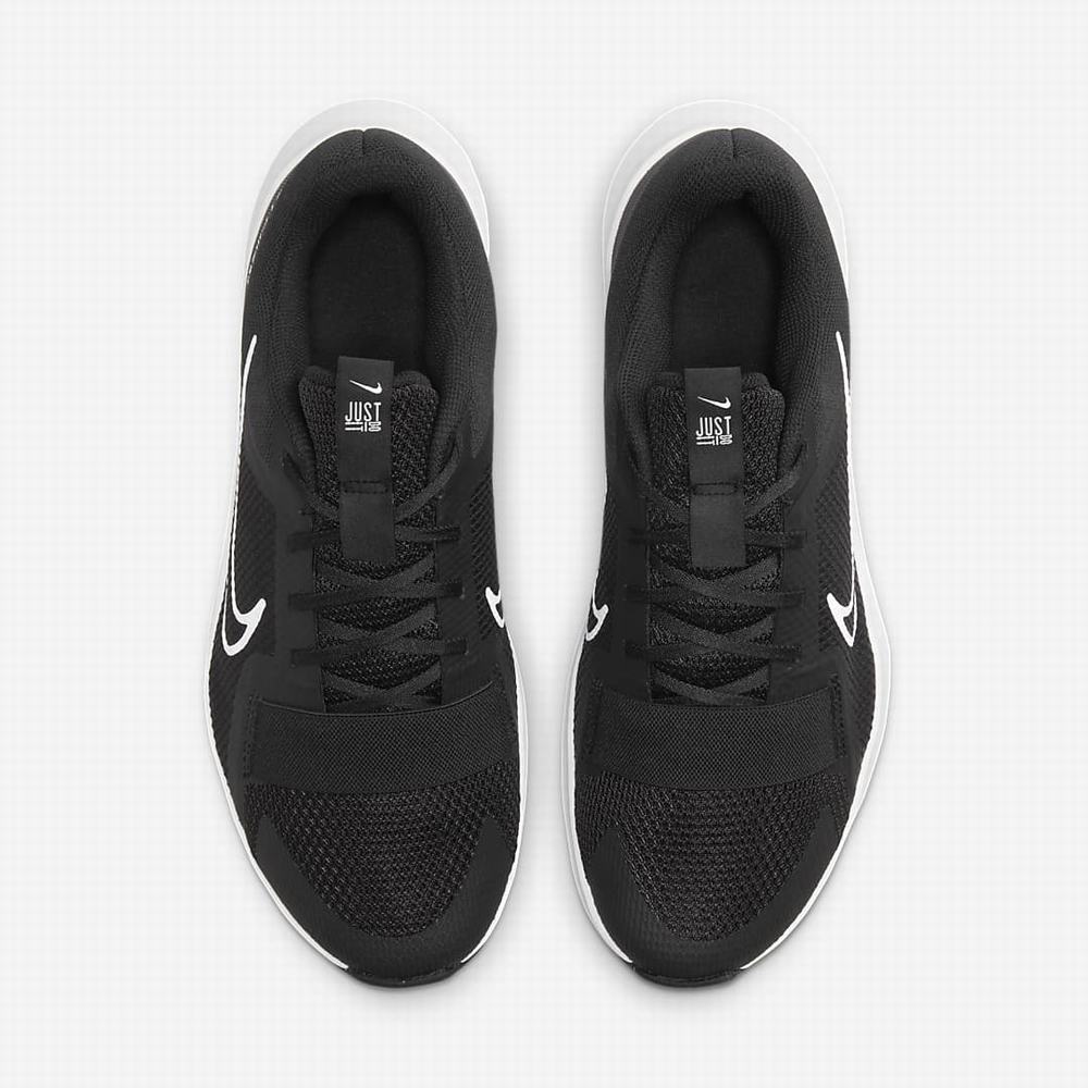 Nike MC Trainer 2 Men’s Férfi Edzőcipő Fekete Fehér | NI9204-V65