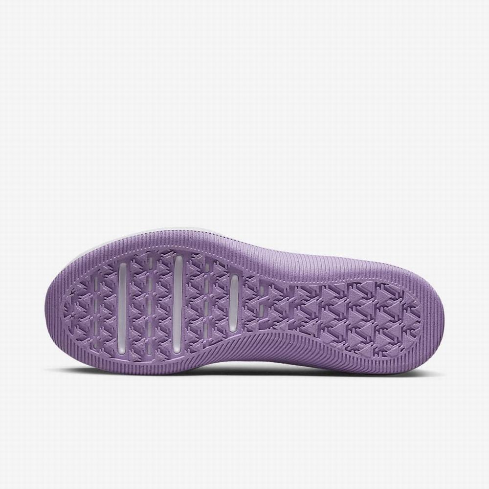 Nike MC Trainer 2 Women’s Női Edzőcipő Fekete Sötétszürke Fehér | NI4579-Y21