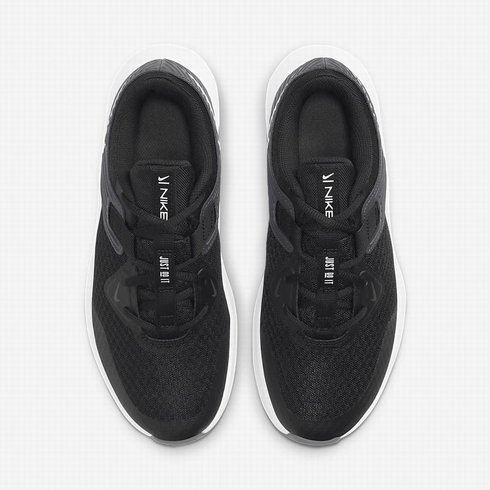 Nike MC Trainer Női Edzőcipő Fekete Sötétszürke Fehér | NI0623-X57
