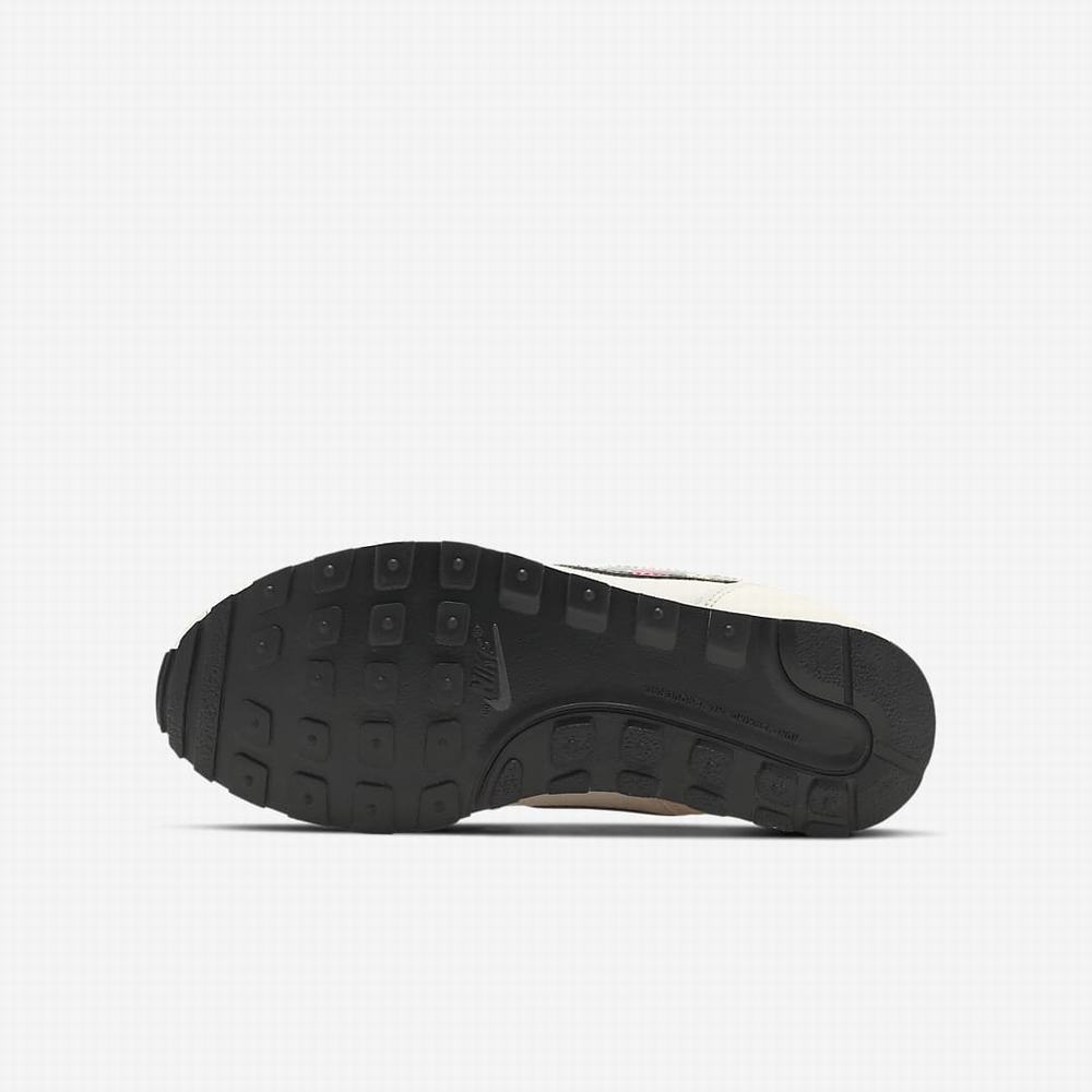 Nike MD Runner 2 Vintage Floral Gyerek Utcai Cipő Fehér Rózsaszín Fehér Fekete | NI7365-D08