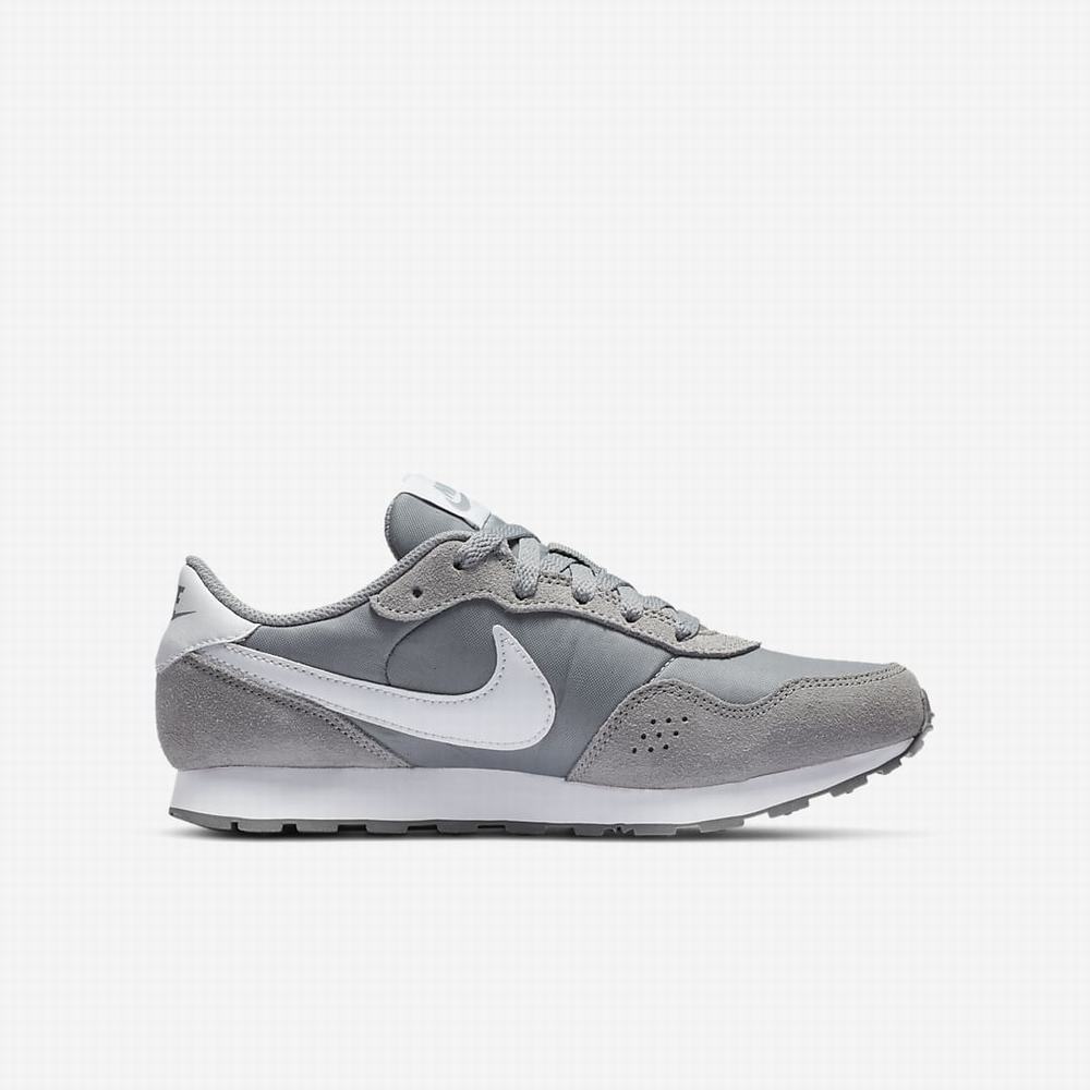 Nike MD Valiant Gyerek Utcai Cipő Szürke Fehér | NI7629-B23