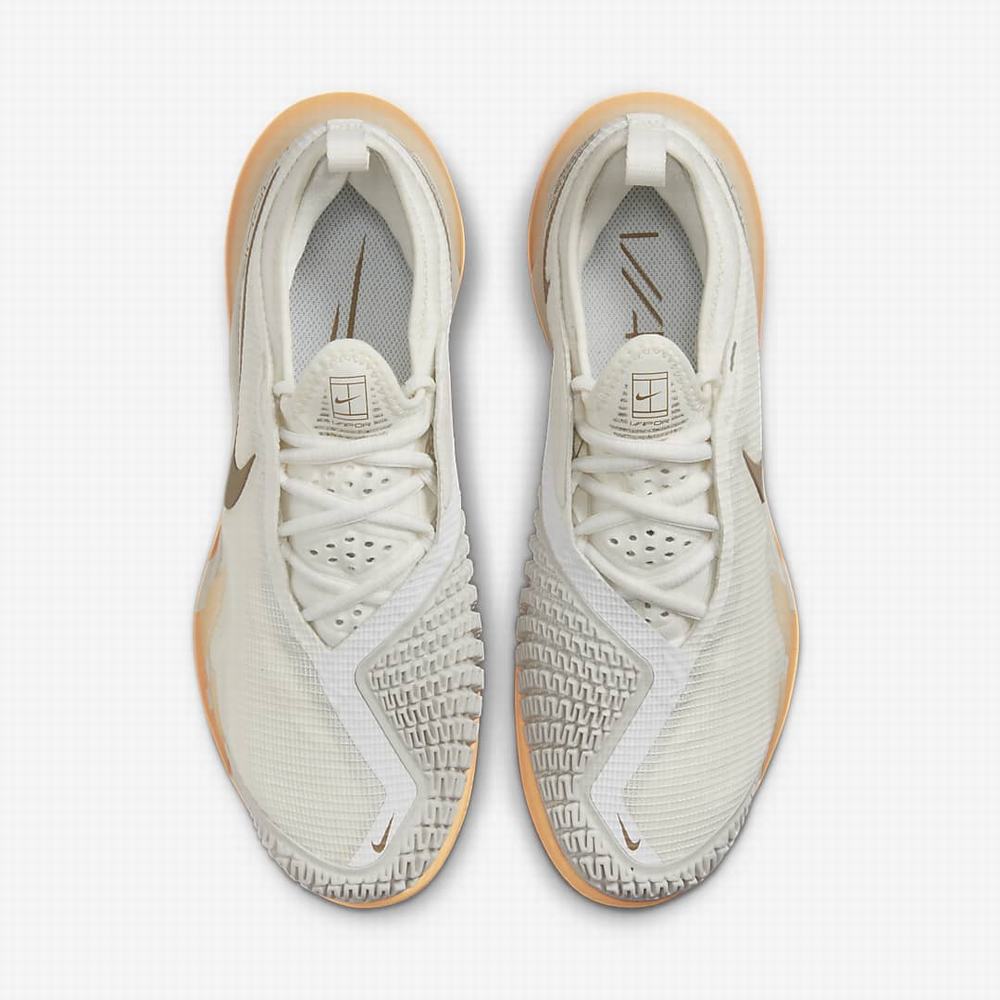 Nike NikeCourt React Vapor NXT Női Teniszcipő Bézs Krém | NI7536-R51