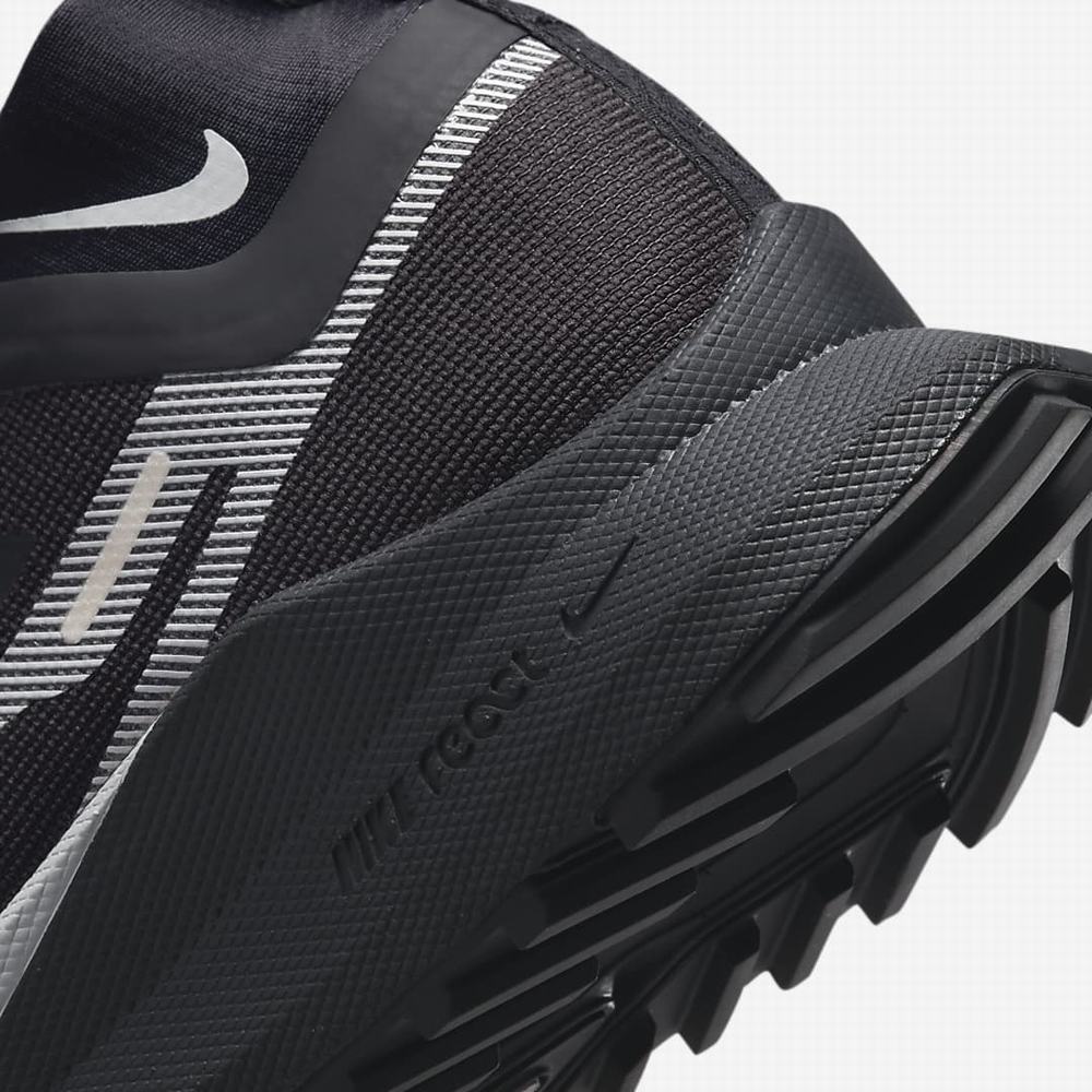 Nike Pegasus Trail 4 GORE-TEX Női Futócipő Fekete Titán Szürke | NI2096-E41