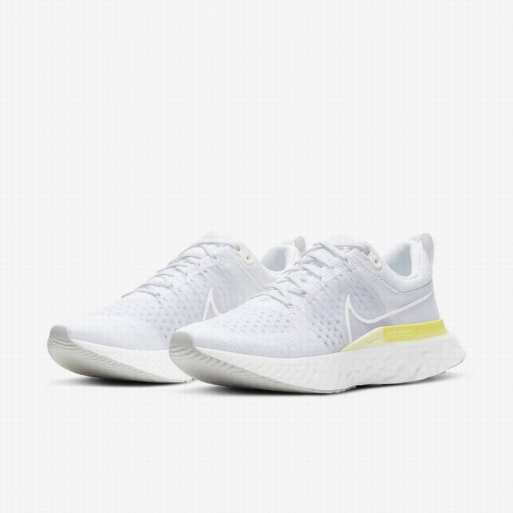 Nike React Infinity Run Flyknit 2 Női Futócipő Platina Zöld Metal Titán Fehér | NI7620-X61