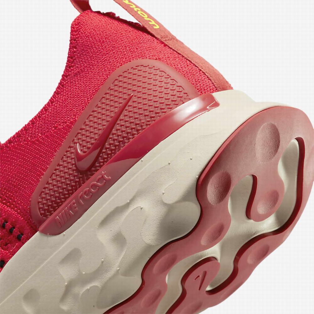 Nike React Phantom Run Flyknit 2 Férfi Futócipő Piros Fehér Piros Fekete | NI7294-U07