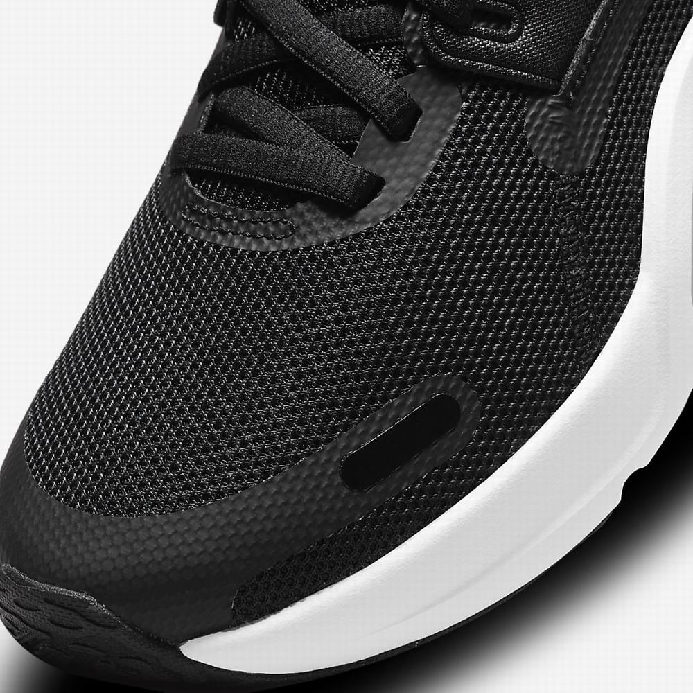 Nike Renew Retaliation TR 3 Férfi Edzőcipő Fekete Fehér Piros | NI6957-K02