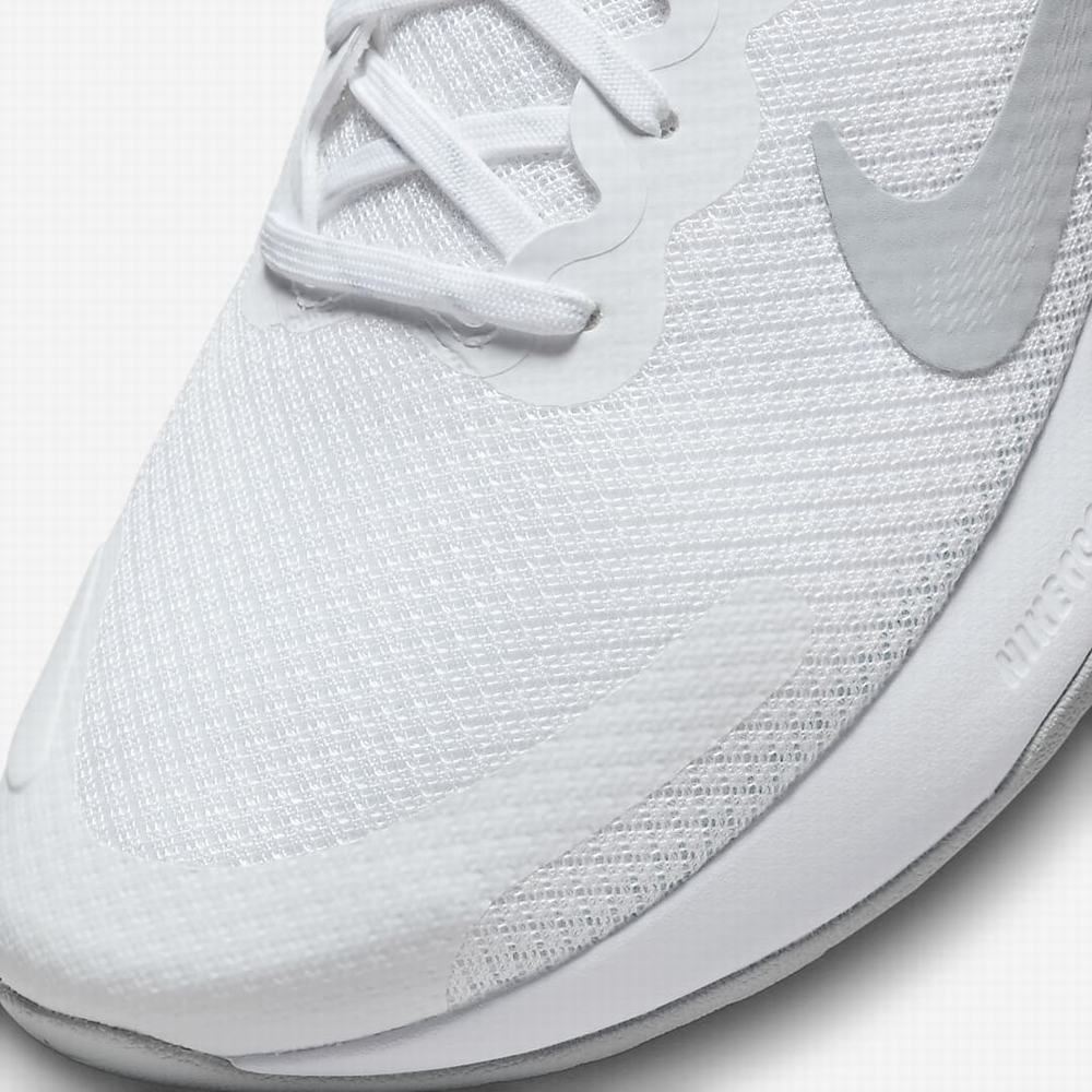 Nike Renew Ride 3 Férfi Futócipő Fehér Platina | NI6245-R98