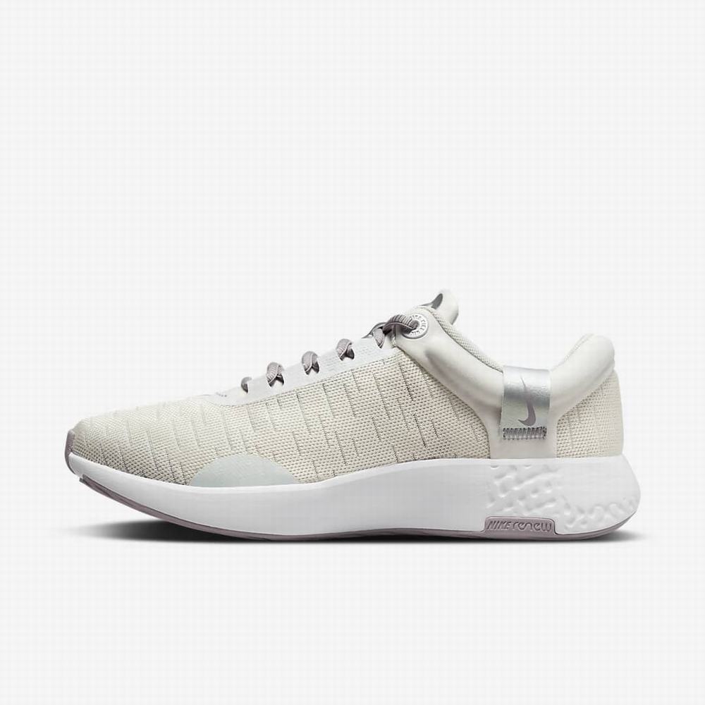Nike Renew Serenity Run Premium Női Futócipő Bézs Metal Szürke | NI9267-X28